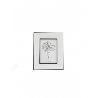 Κορνίζα Πλαστική Σε Λευκό Χρώμα Με Μαύρο Περίγραμμα 13x18cm